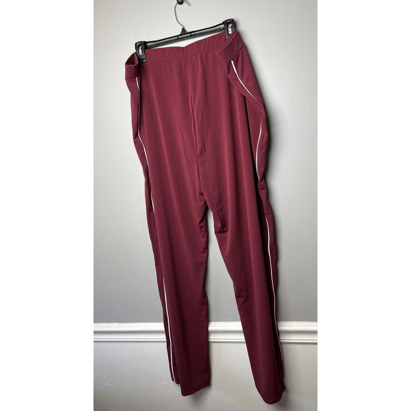 Susan Graver Liquid Knit Straight-Leg Pant (Bold Wine, Plus 2X) A470187
