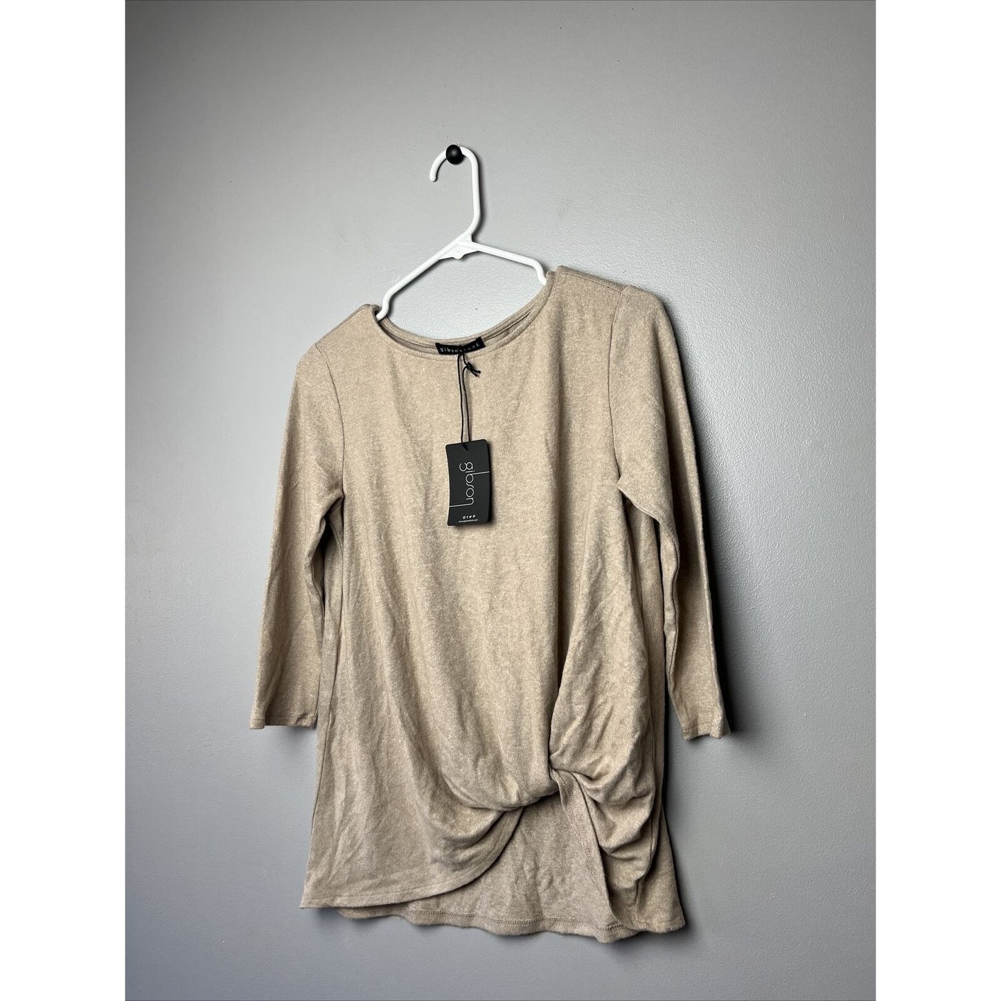 GIBSONLOOK Gibson Almond Brown Twist Front Soft Knit Pullover Top Blouse XS NEW