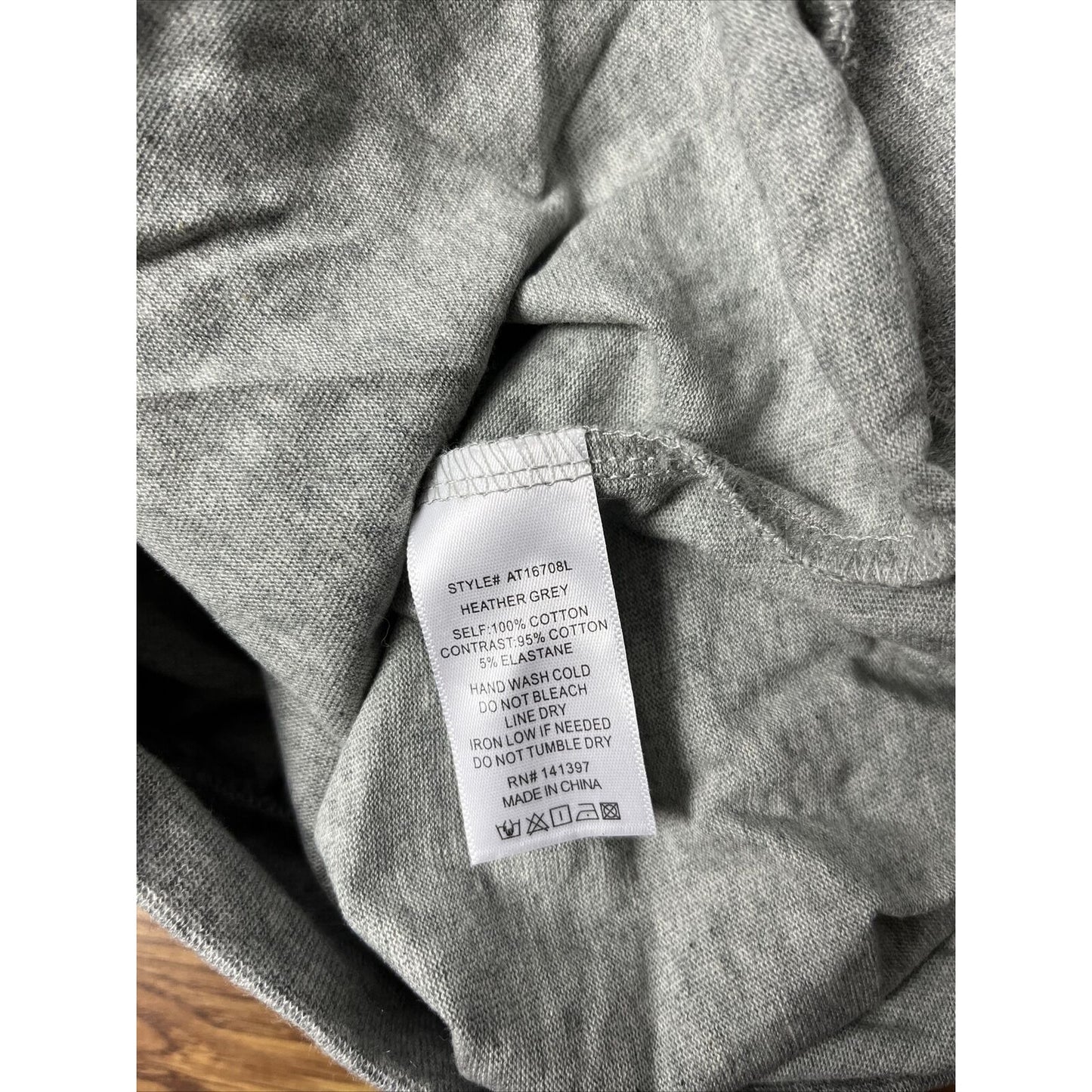 NWT ASTR the Label Sweatshirt Gray Volume Shoulder Size X-Small