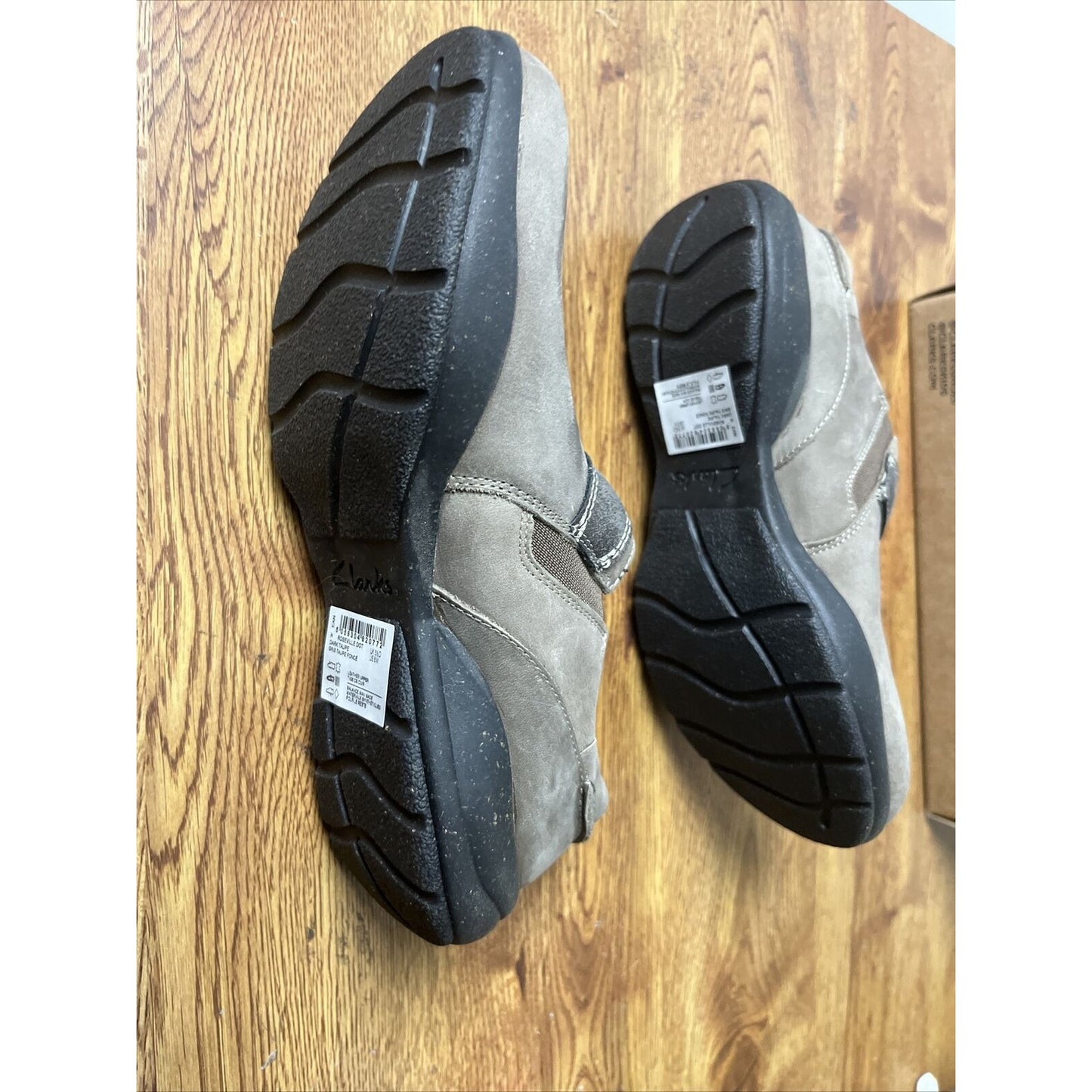Clarks Roseville Dot Slip On Casual Flats Womens Shoes Size 6 Medium, Dark Taupe