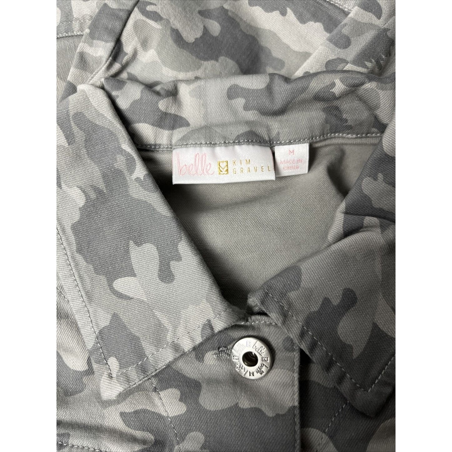Belle by Kim Gravel TripleLuxe Twill Printed Jean Jacket Grey Camo Size Medium