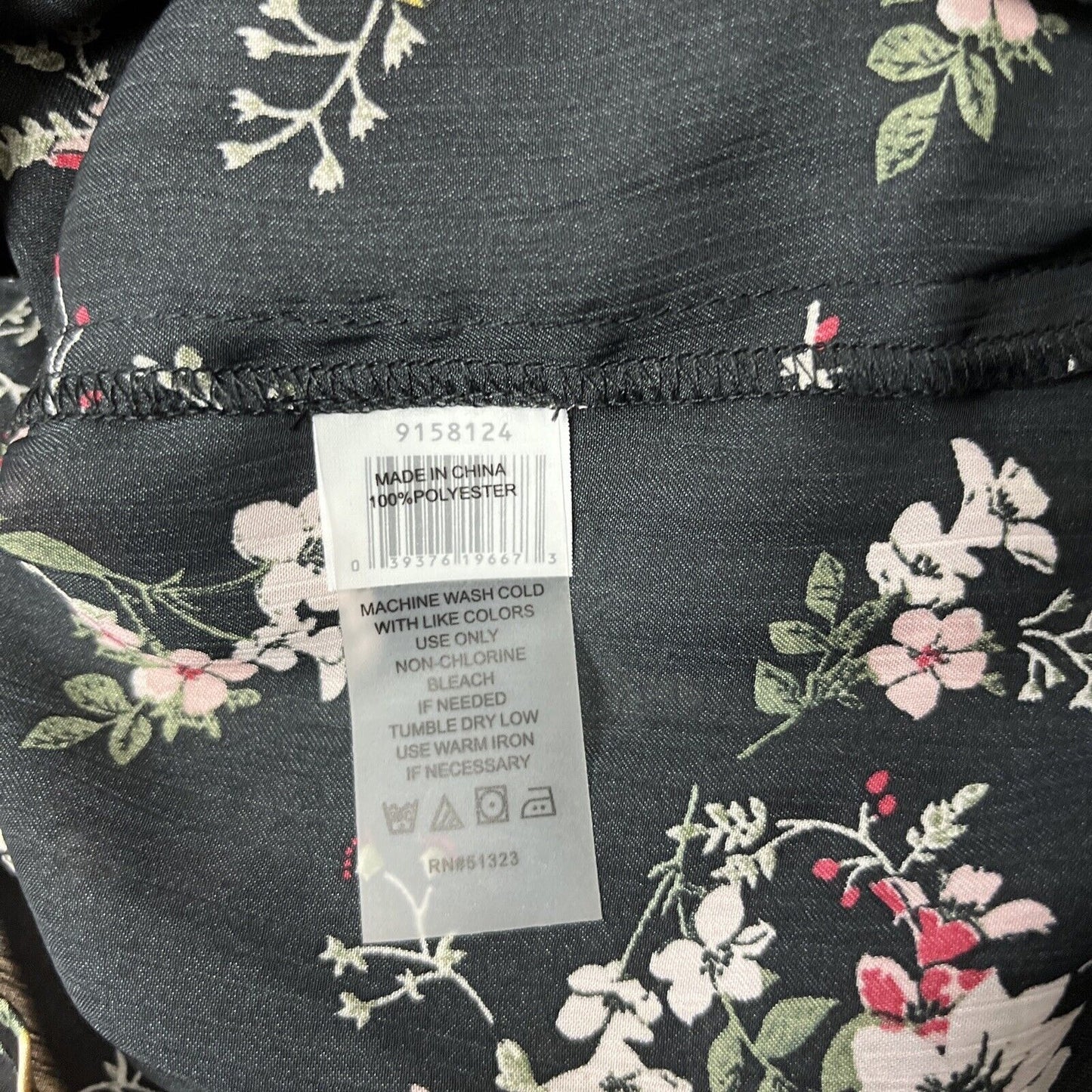 Vince Camuto Long Sleeve Melody Floral Tie Neck Blouse Black Size Small