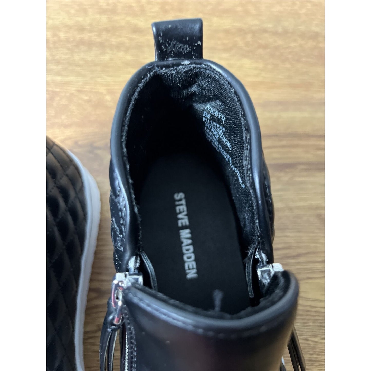 Steve Madden Girls Shoes Vicey Sneaker - Size 5M - Color Black