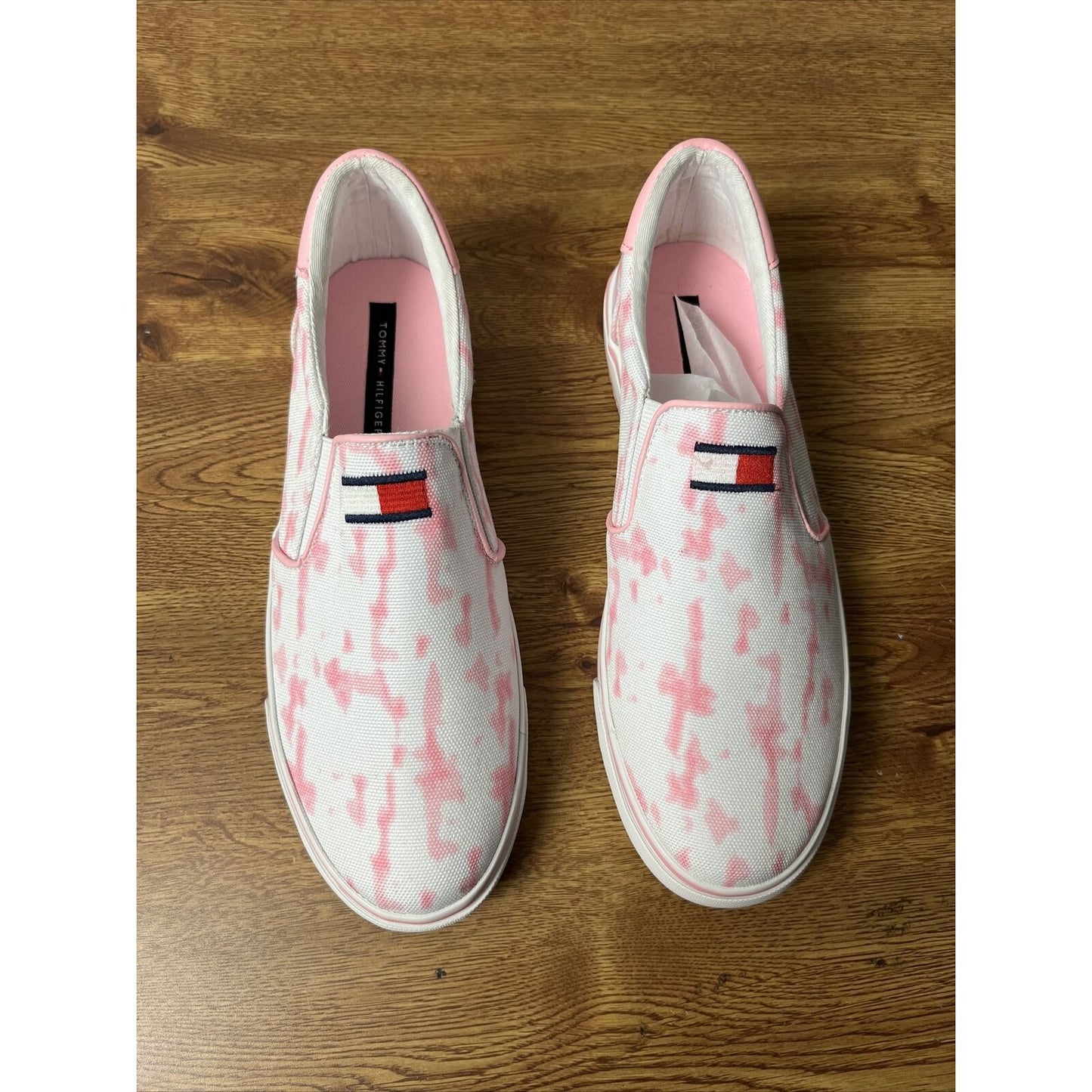 Tommy Hilfiger Women's Oaklyn Twin Gore Slip-On Sneakers Shoes Tie Dye Pink 9M