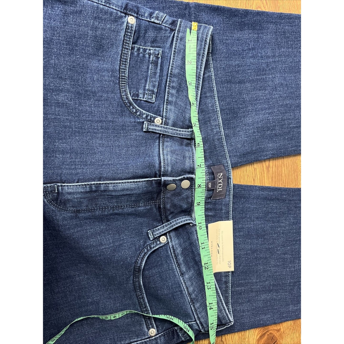 NYDJ Womens SZ 10P DARK WASH Capri Crop JEAN Cool Embrace 2 Snap STRETCH, SLIT