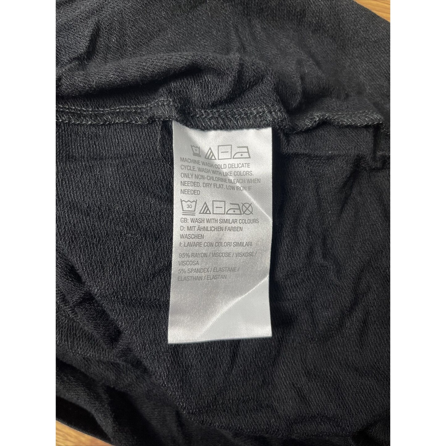 Susan Graver Weekend Cozy Jersey Knit Hi-Lo Hem Top Pockets Women's Sz S Black