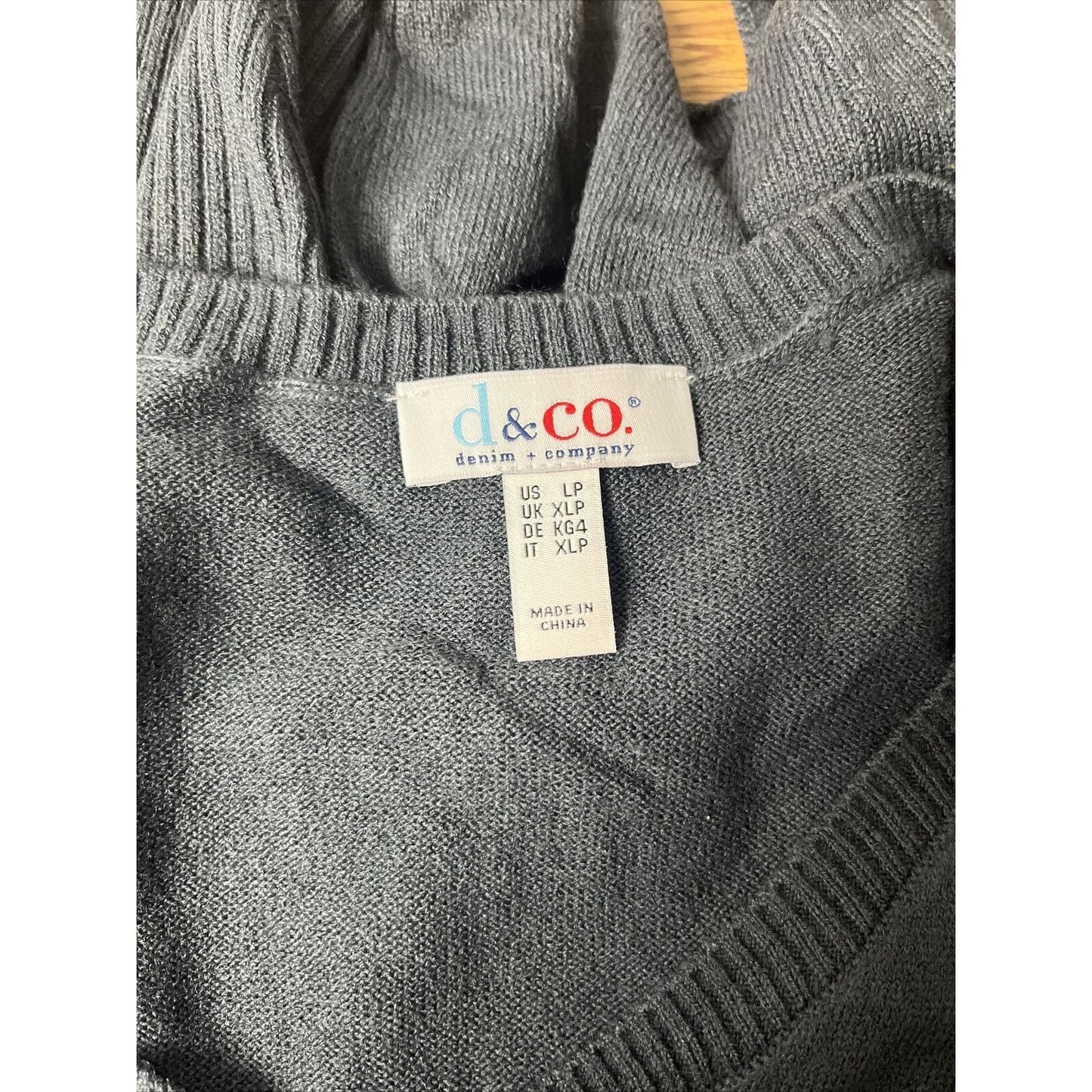 Denim & Co. Petite V-Neck Drop-Shoulder Long-Sleeve Pocketed Tunic Grey PL Size