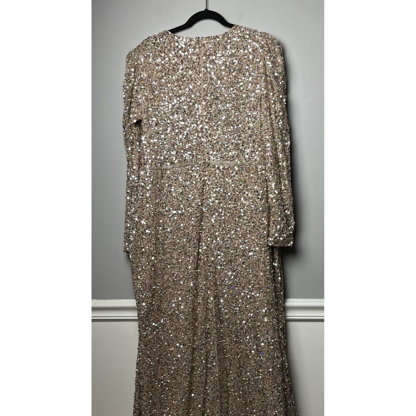 NEW NWT Mac Duggal Puff Shoulder Sequined Surplice Gown Shimmering Gold SIZE 18