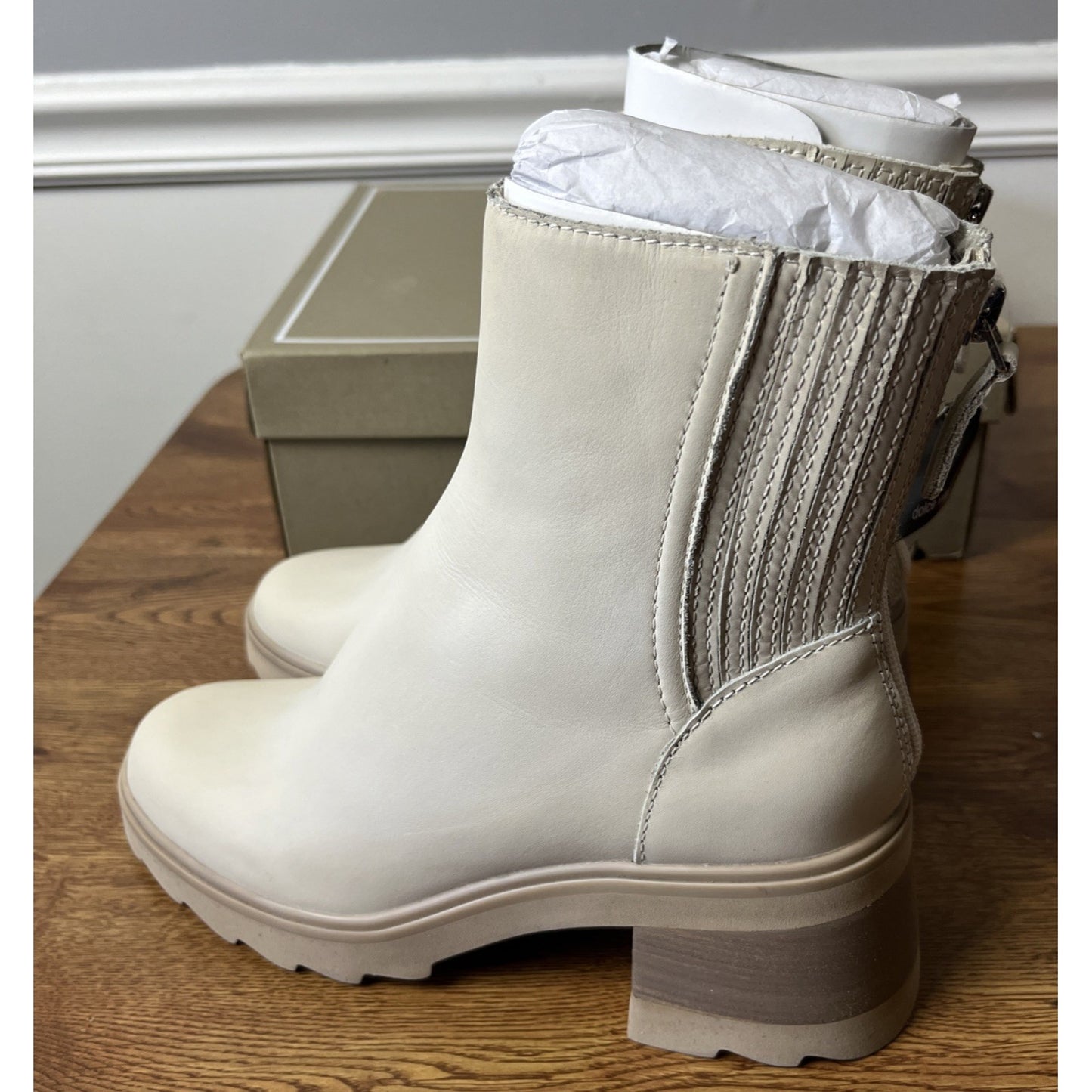 Dolce Vita women's martey h2o boots in IVORY LEATHER - Size 7