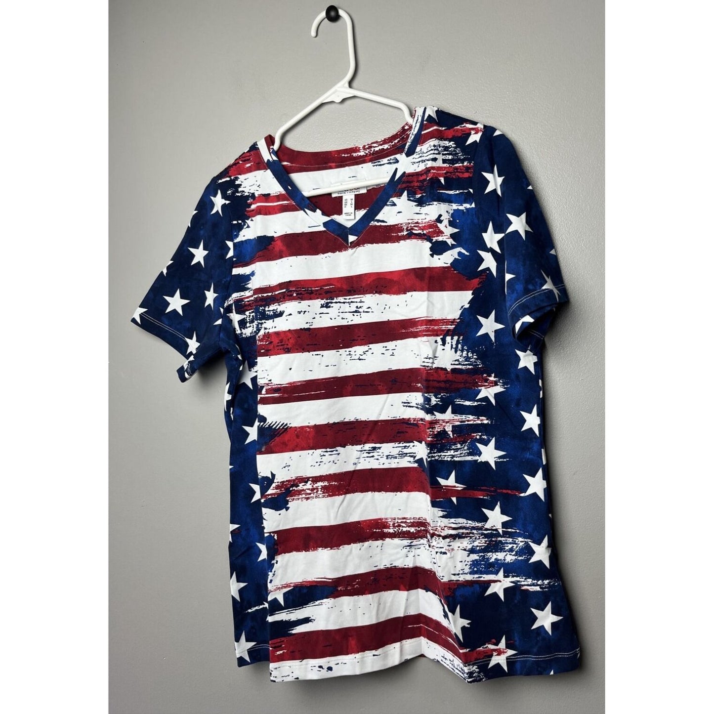 Denim & Co. American Flag Print Short Sleeve V-Neck Top Navy/Red M A291647