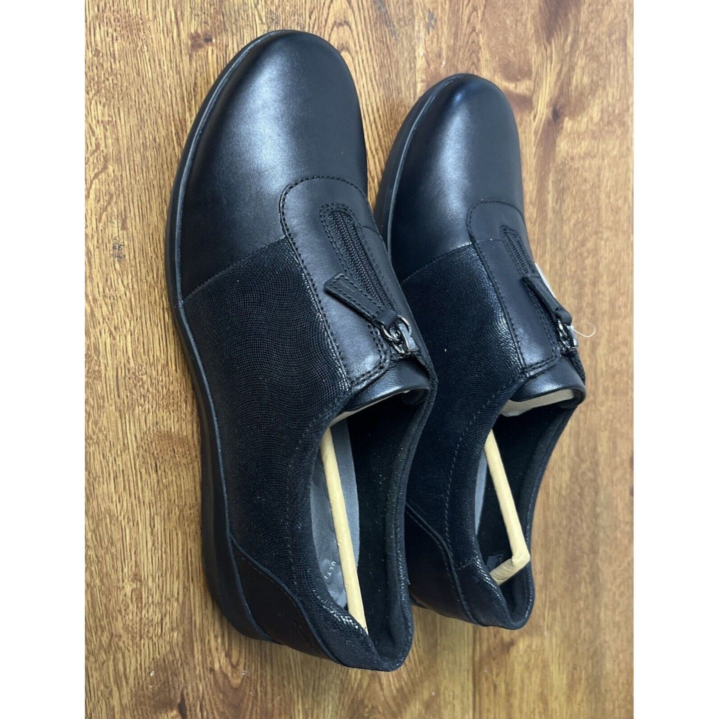 Clarks Women's Kayleigh Sail Loafer - Size 12 M = Black