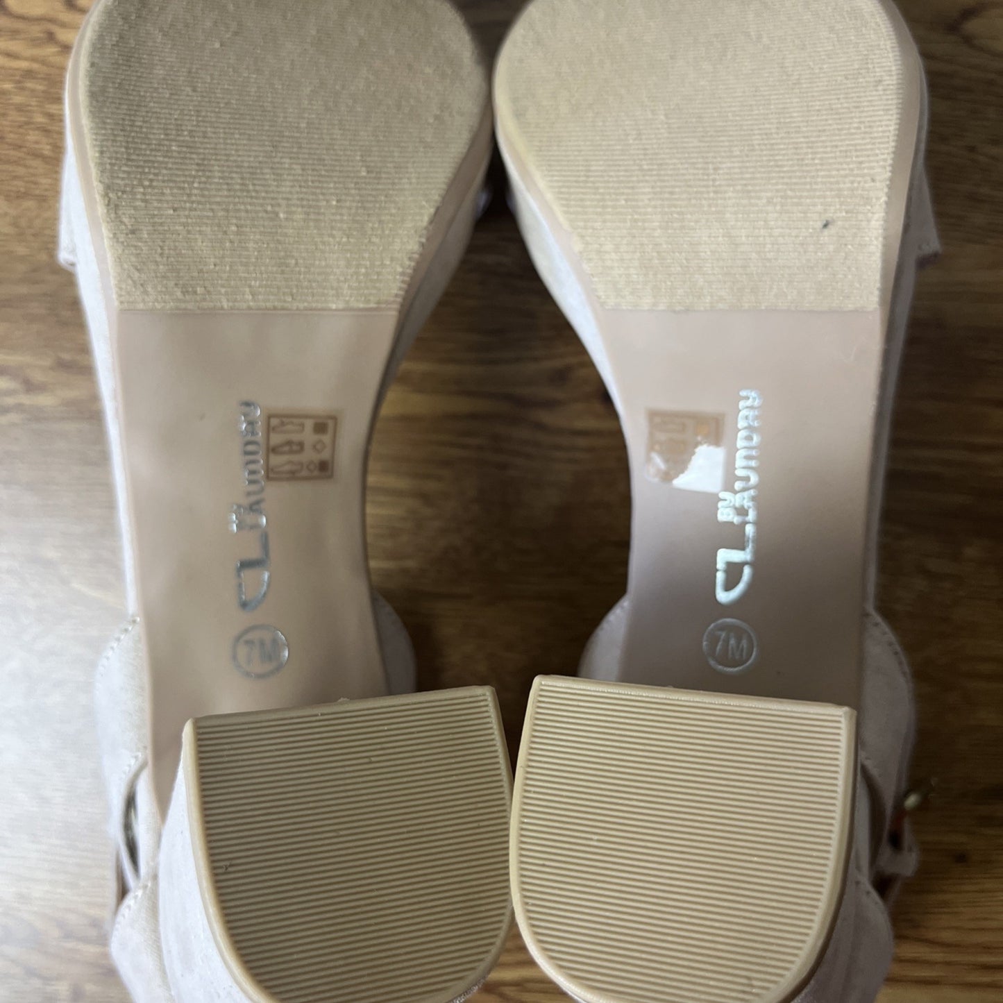 CL By Laundry Women's Go On 2 Heeled Strappy Sandal, Size 7 M, Nude