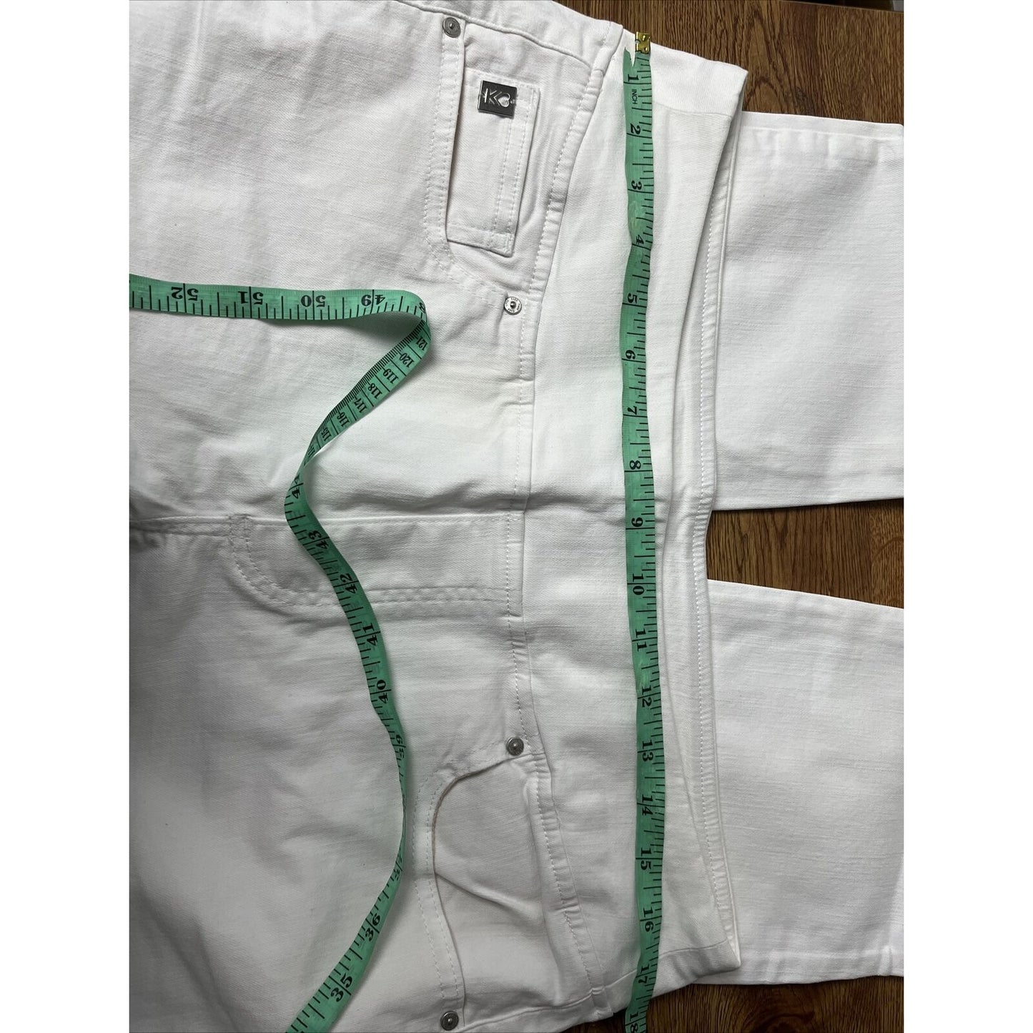 Belle by Kim Gravel Regular TripleLuxe Twill Step Hem Jean (White, 14) A617223