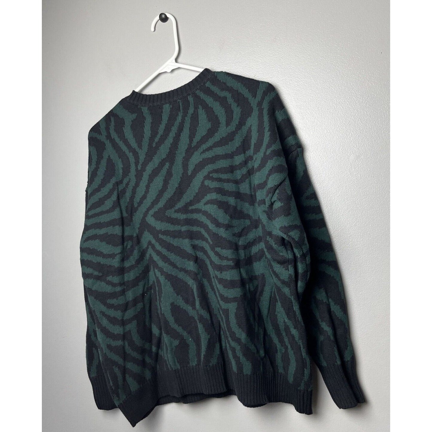 J Jason Wu Animal Jacquard Crew Neck Sweater (Evergreen, Large) A460914