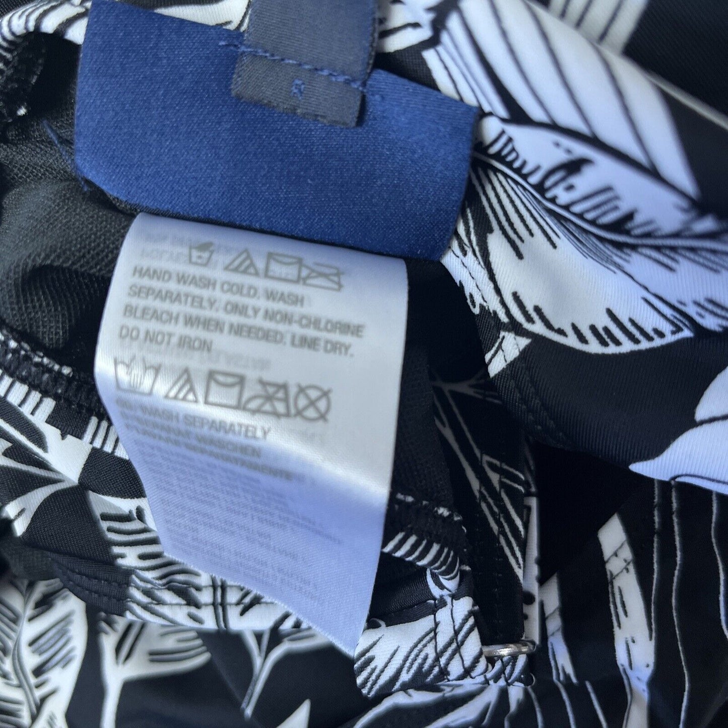 Denim & Co. Beach V-Neck Wrap Front Swim Dress (Black Tropical, Size 16) A468465