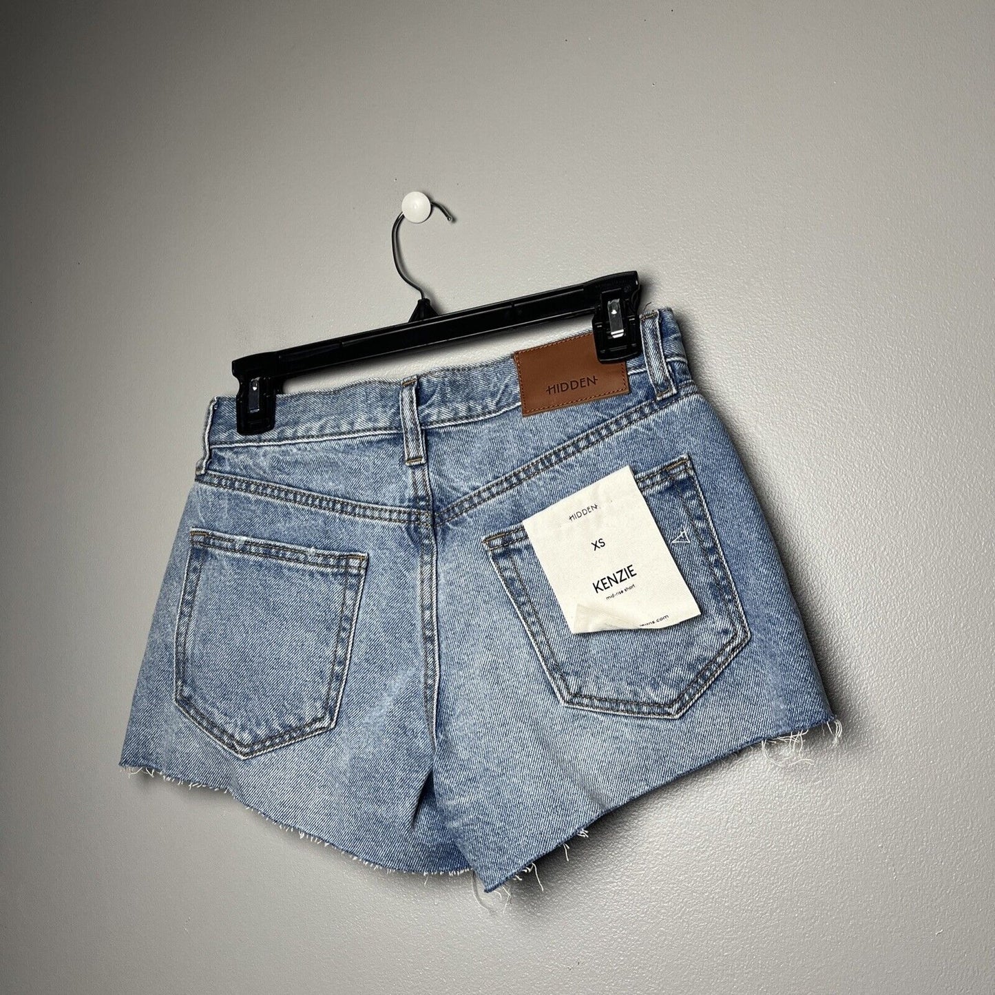 Hidden Jeans Women's High Rise Shorts Raw hem Distressed ripped Blue Size XS