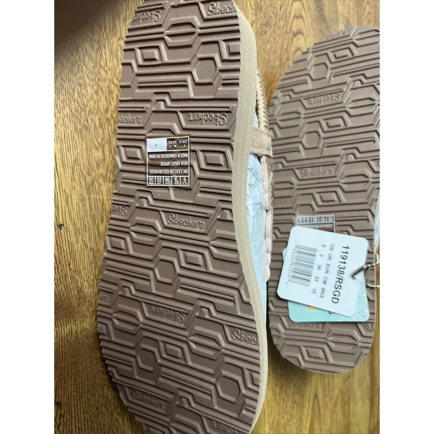 Skechers Cali Women's Meditation-Floral Lover Flip-Flop, Rose Gold New Size 6