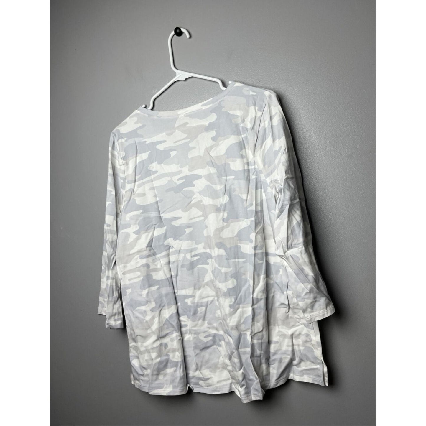 Belle Kim Gravel Set of 2 TripleLuxe Knit 3/4-Sleeve Tops- Camo/Green Tea, Large