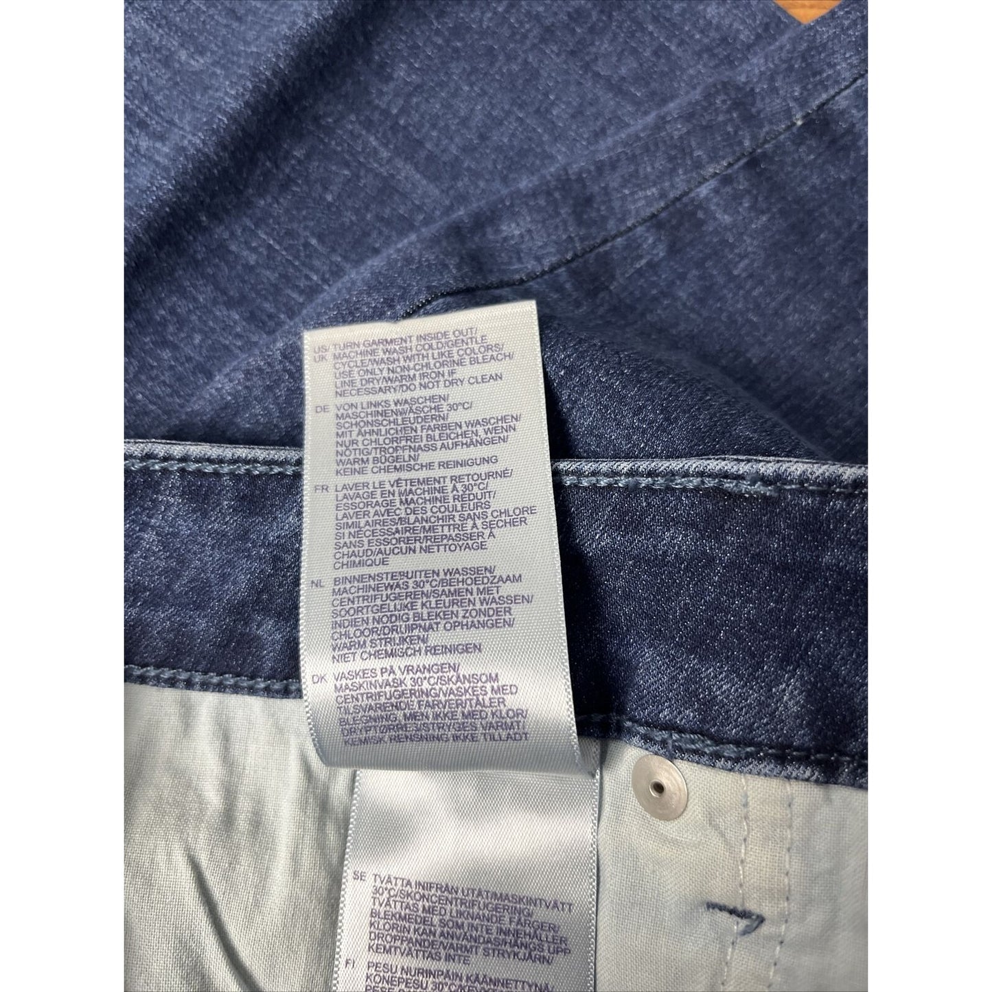 NYDJ Cool Embrace Skinny Crop with Side Slits-Lana-A377692-NEW Size 10