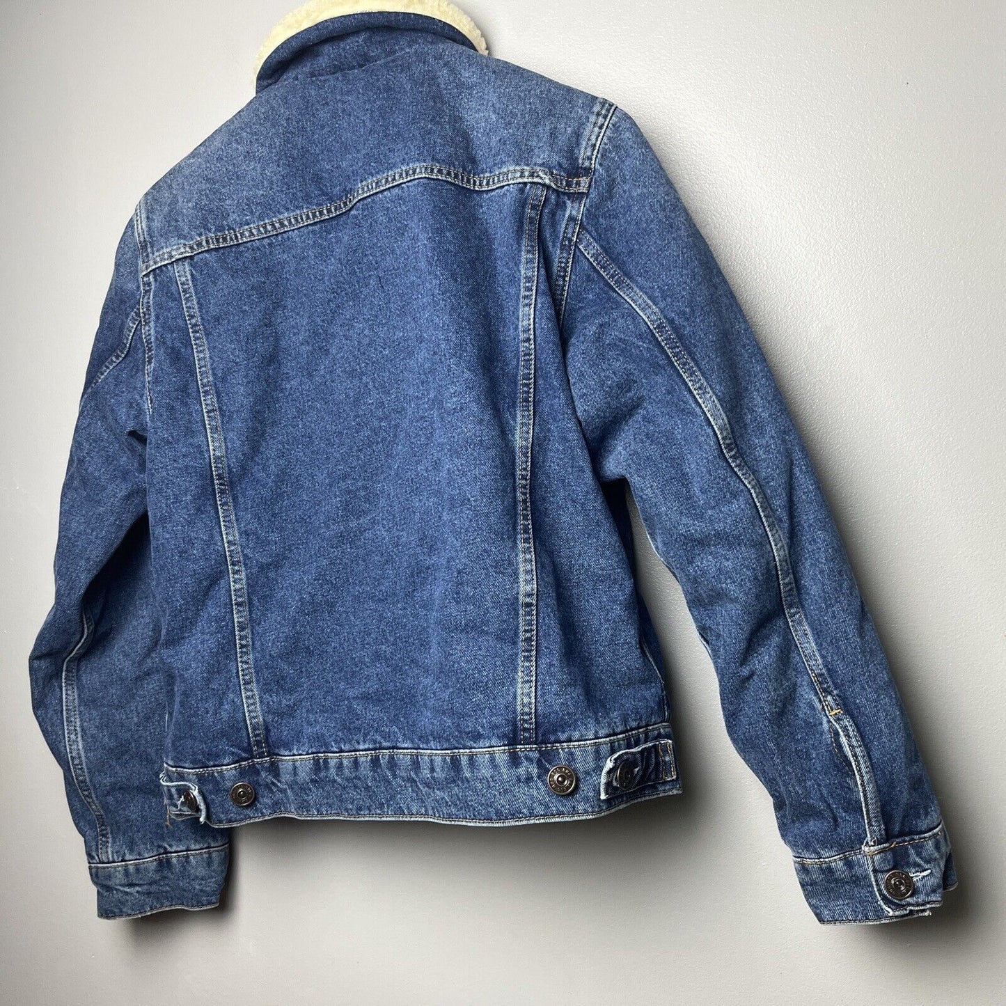 BDG Urban Outfitters Sherpa Lined Denim Jacket Size SMALL