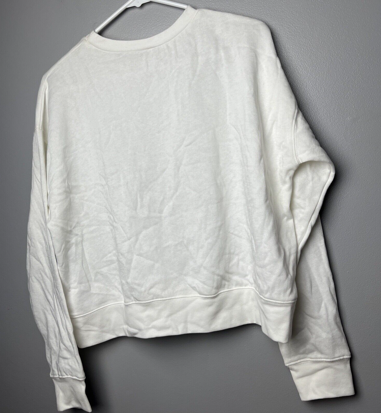 New Abound White Cropped Sweatshirt Size Large