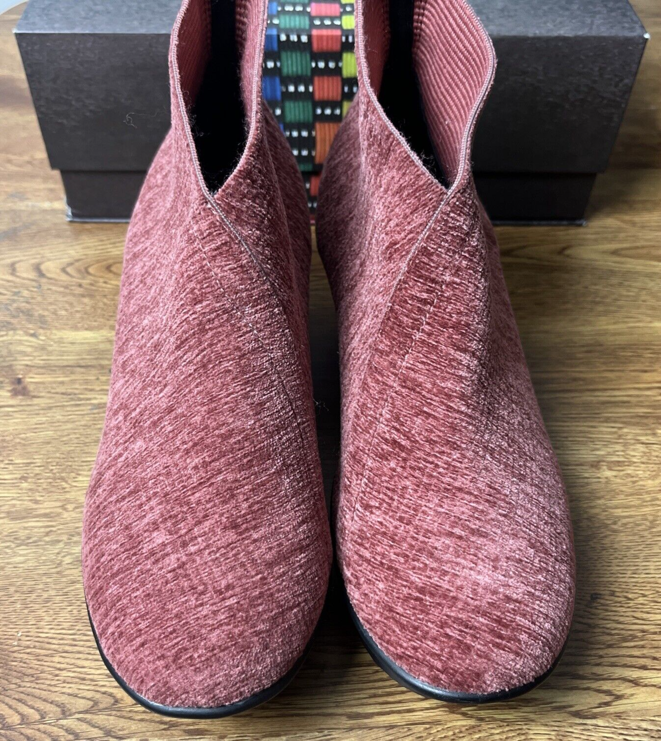 Bernie Mev Sally Ankle Boots Womens 9 / 40 Velvet Wedge Booties Marsala