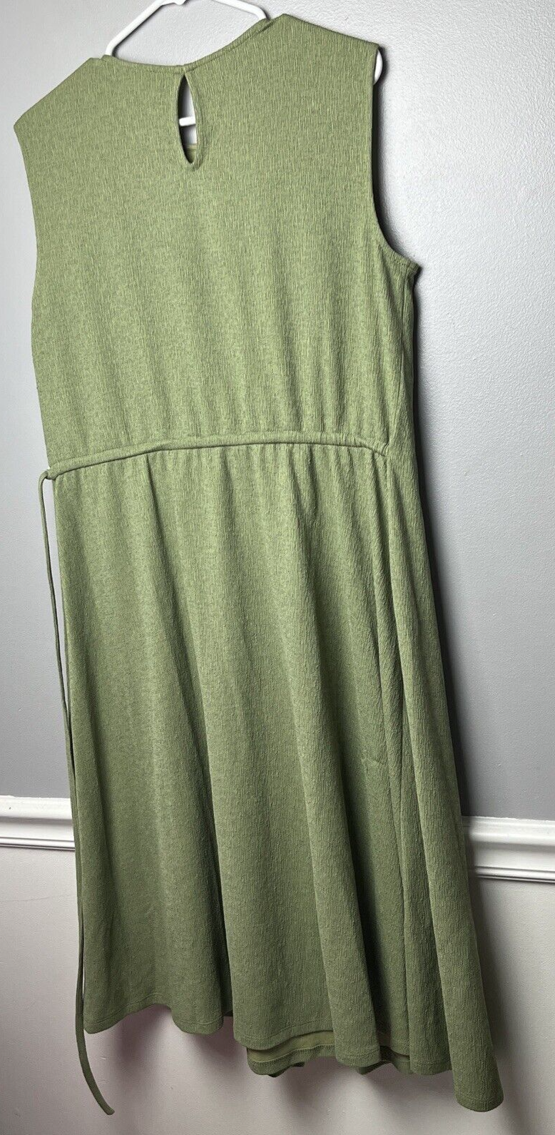 MAGGY LONDON Draped Sleeveless Dress In Pesto GREEN SIZE 10 NEW