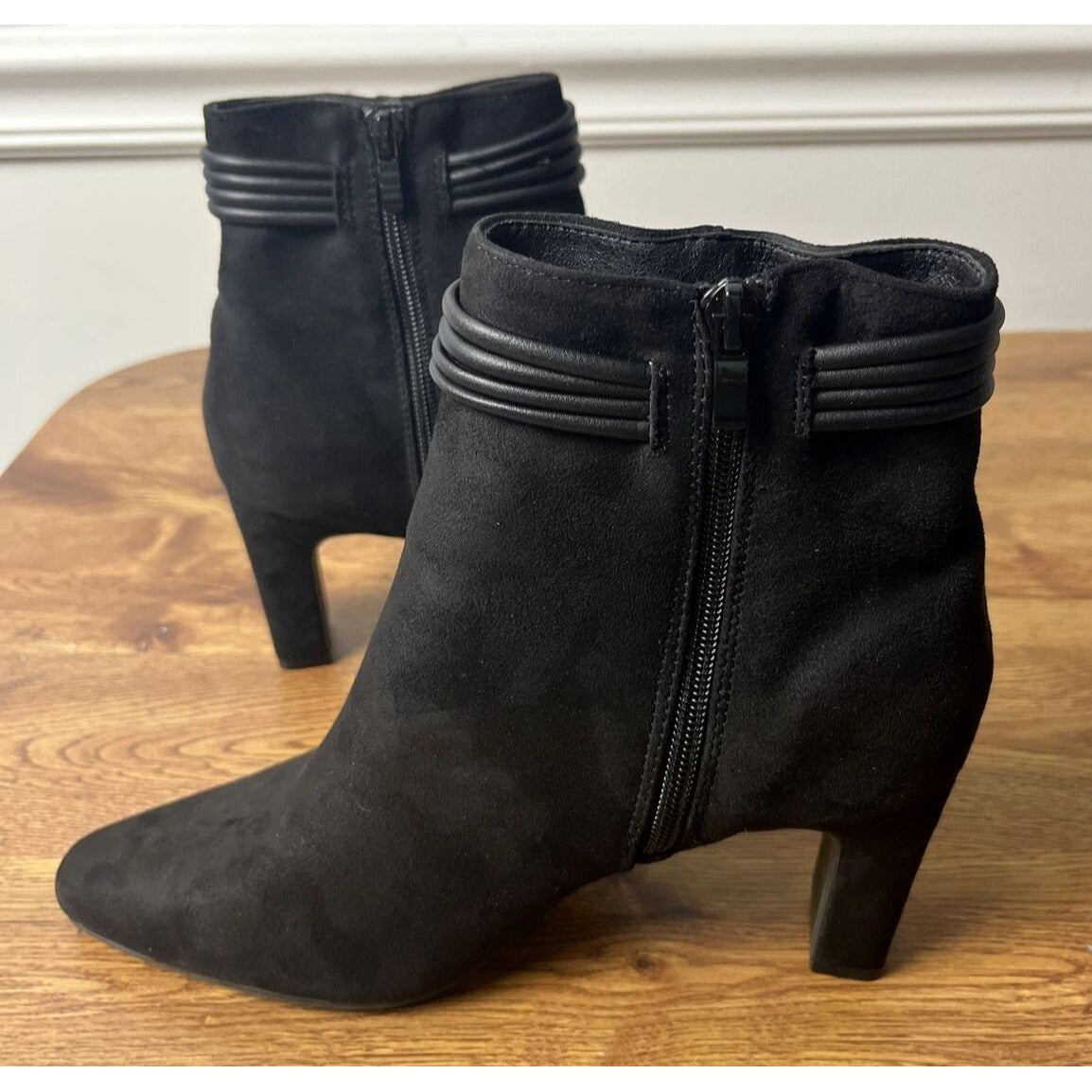 CL by Laundry Women's Never Ending Ankle Boot Black Size 7.5M