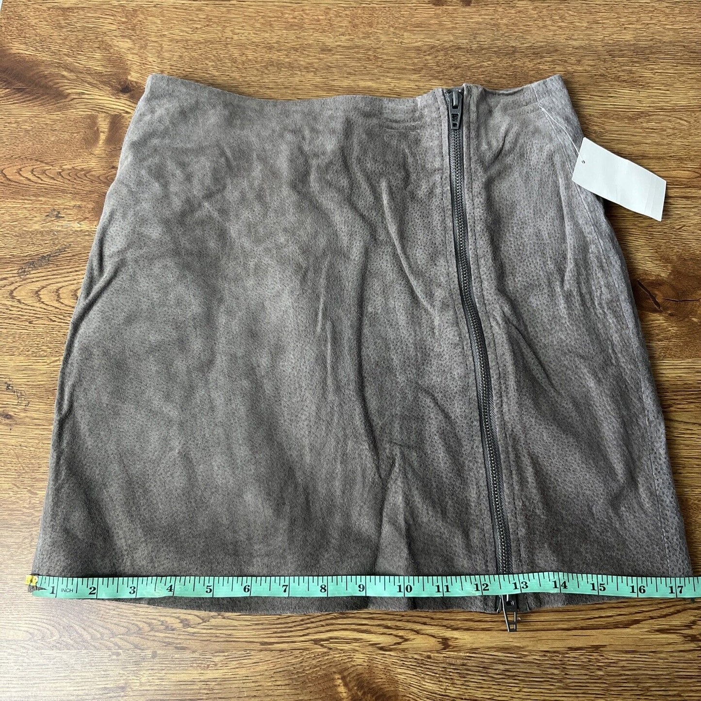 Blank NYC Zip Suede Miniskirt in High Altitude size 25 NWT