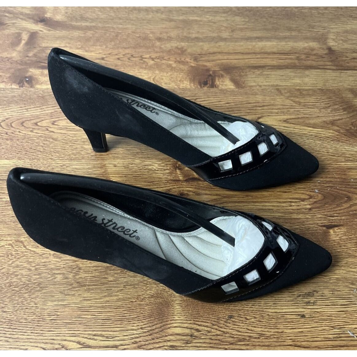 Women's Easy Street Valiant Evening Pump Black Size 5M