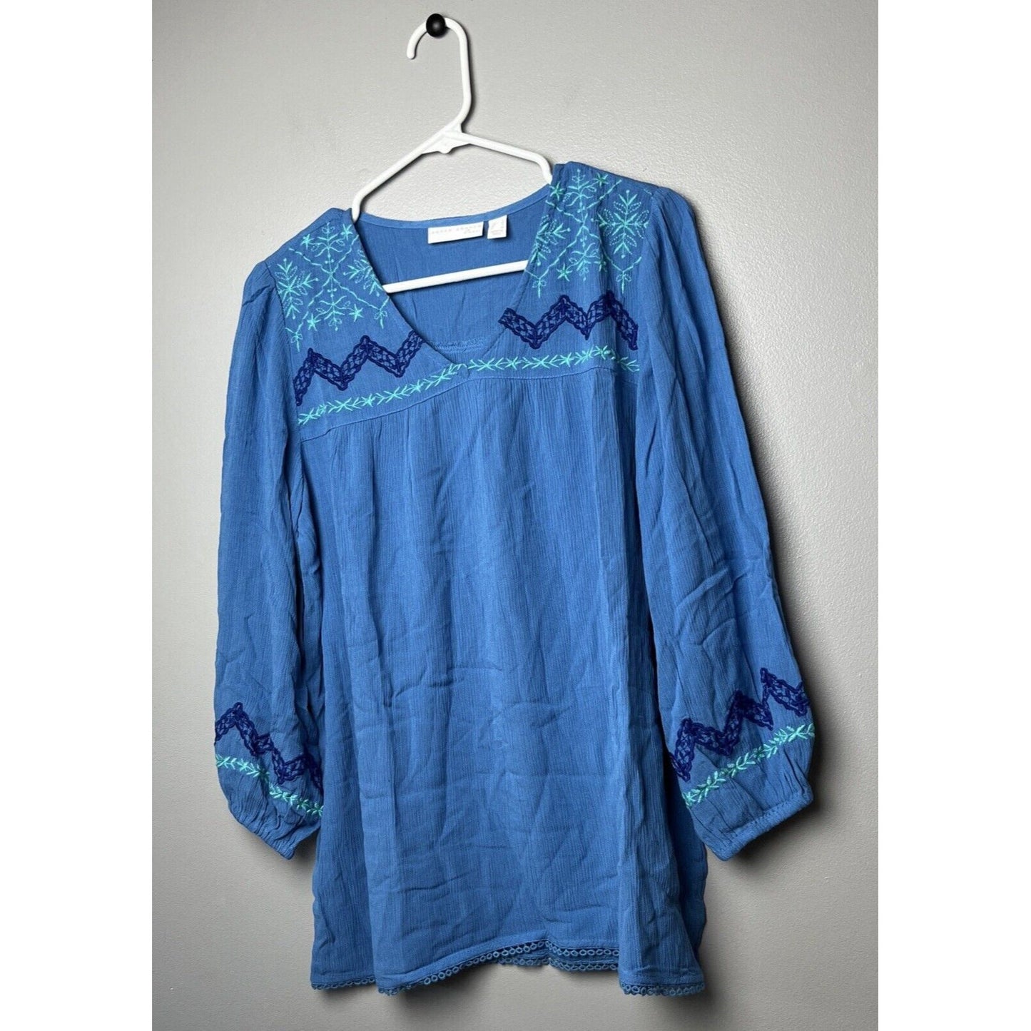 Susan Graver Pure Crinkled Gauze Embroidered Tunic (Blue/Aqua, Small) A501365