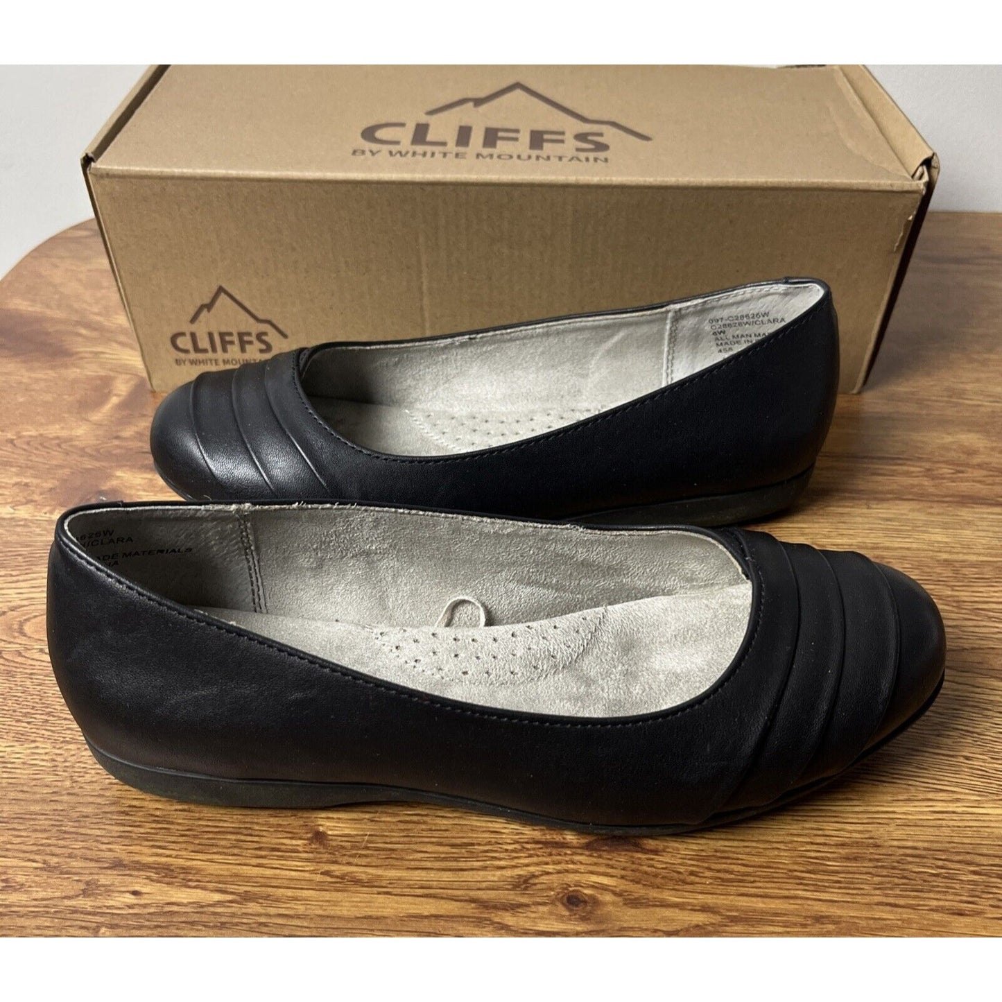 Cliffs by White Mountain Women's Shoes Clara Ballet Flat, Black Size 6W