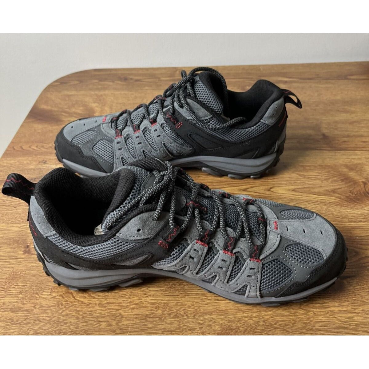 MERRELL Accentor 3 Mens Size 10.5 Outdoor Hiking Shoe Men grey/black J135485