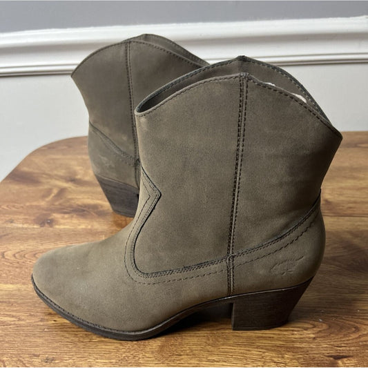 Rocket Dog Women's Ankle Boots Size 9.5 Soundoff Vintage Taupe C430