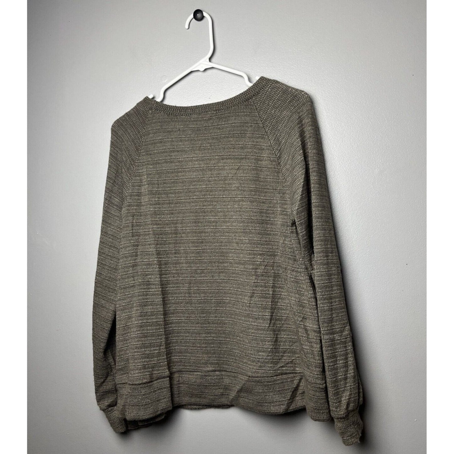 Everleigh Sweatshirt Size M Medium Textured Latte Green Crewneck Pullover