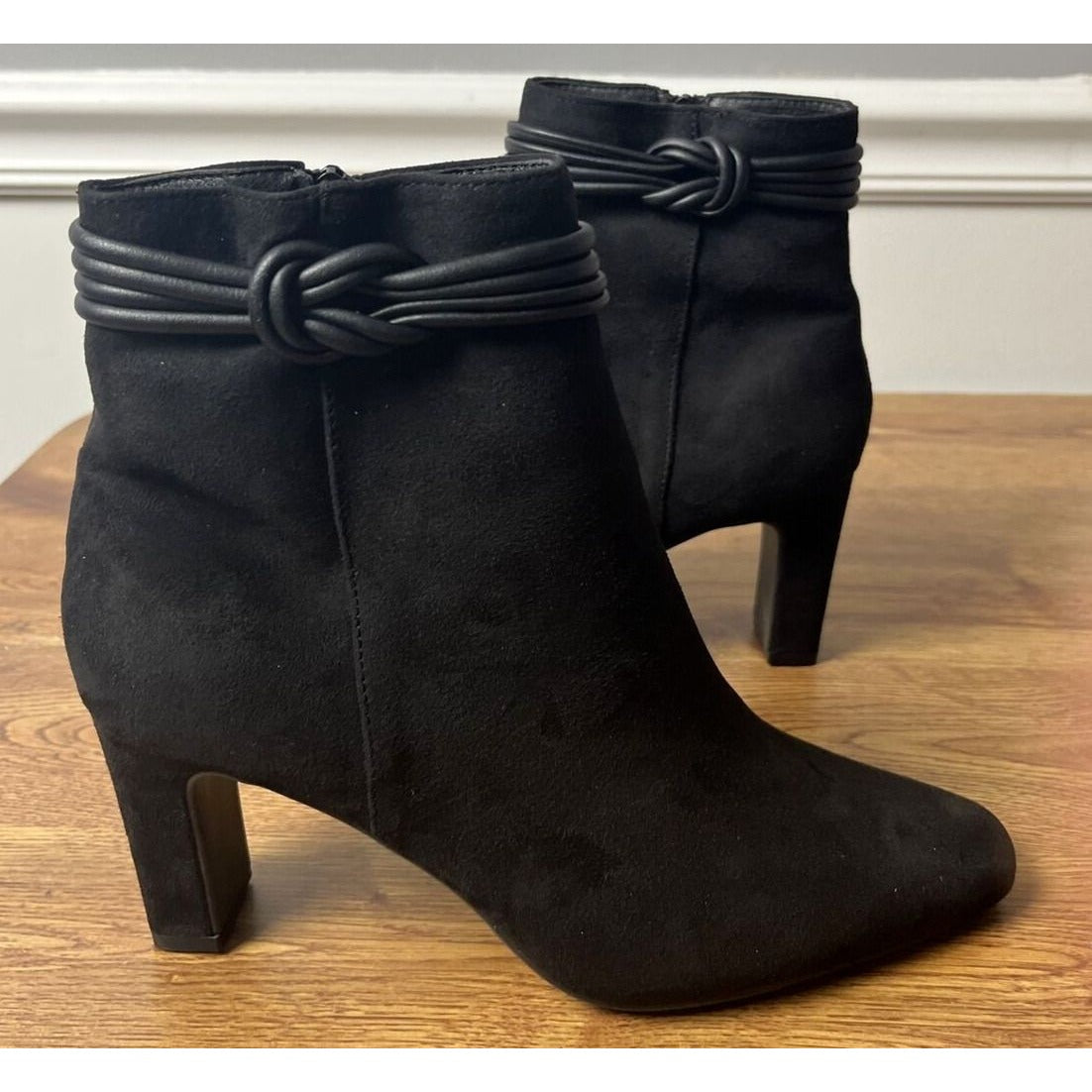 CL by Laundry Women's Never Ending Ankle Boot Black Size 7.5M