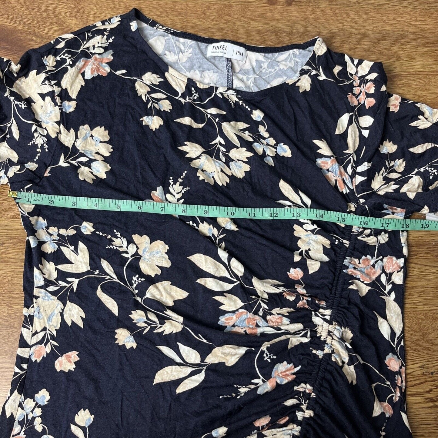 Tinsel Petite Black Floral Blouse Short Sleeve Size PM