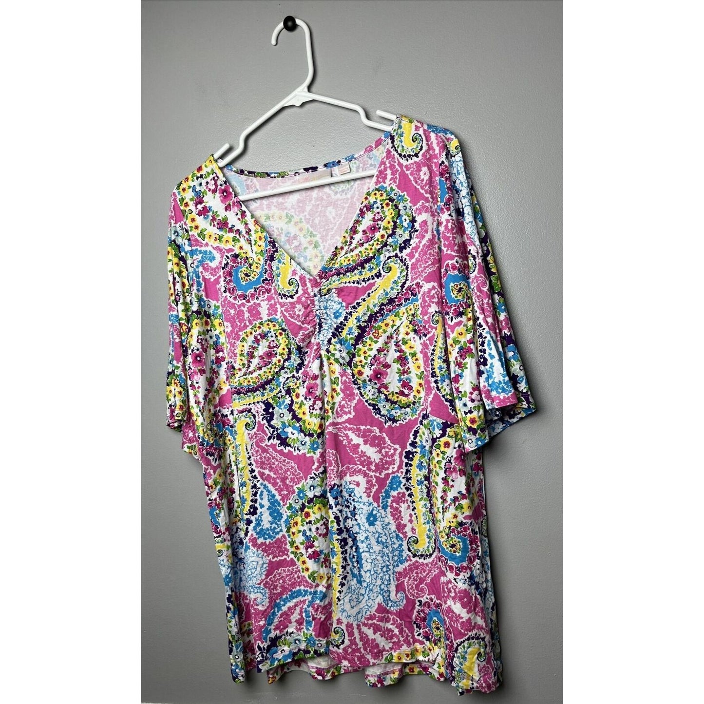 Belle by Kim Gravel Top Sz L Pink Embroidered Print Rayon Blend Knit