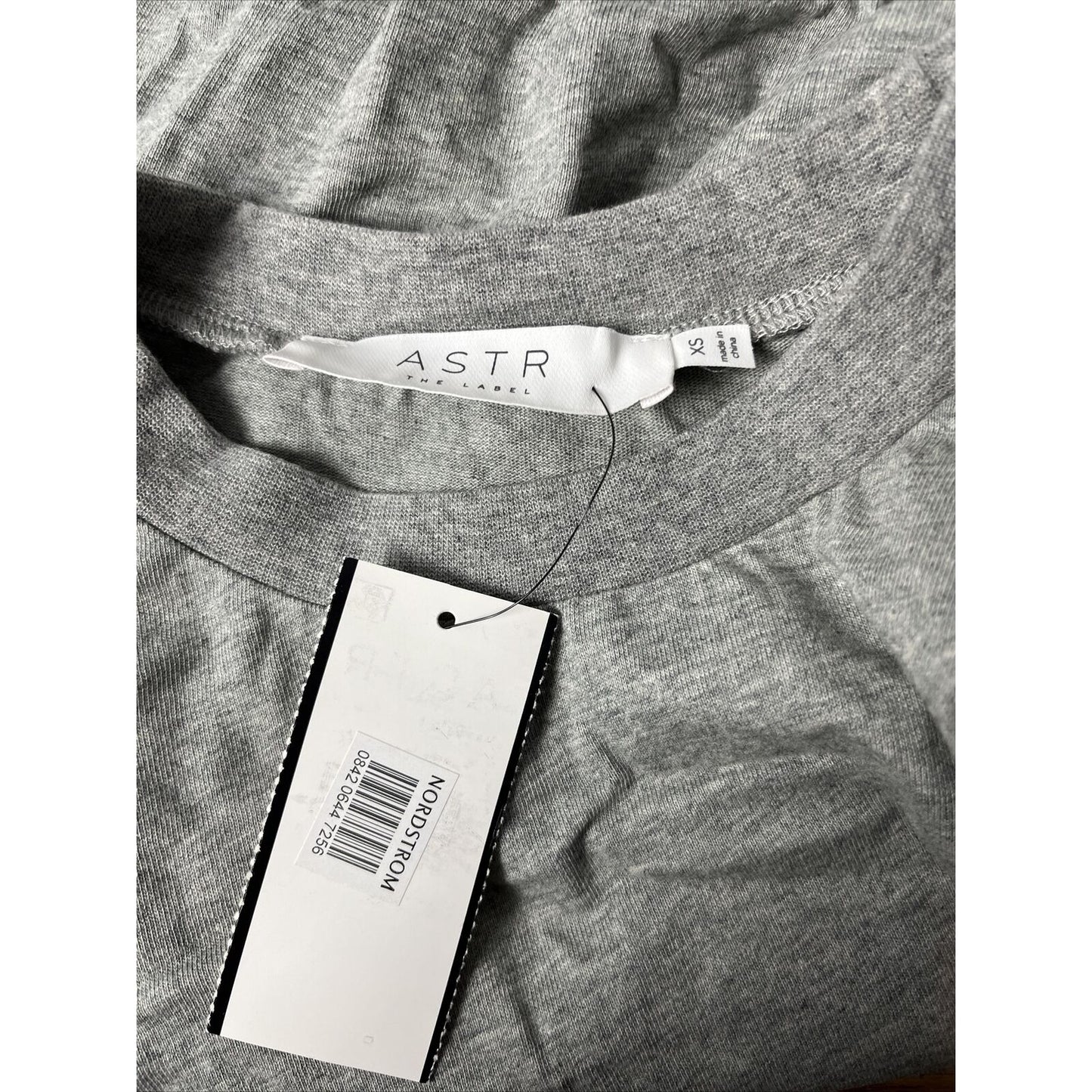 NWT ASTR the Label Sweatshirt Gray Volume Shoulder Size X-Small