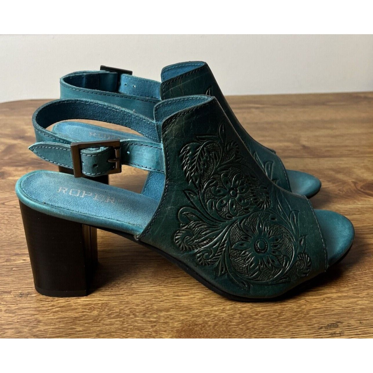 Roper Womens Turquoise Leather Mika Tooled Sandal Shoes Size 10