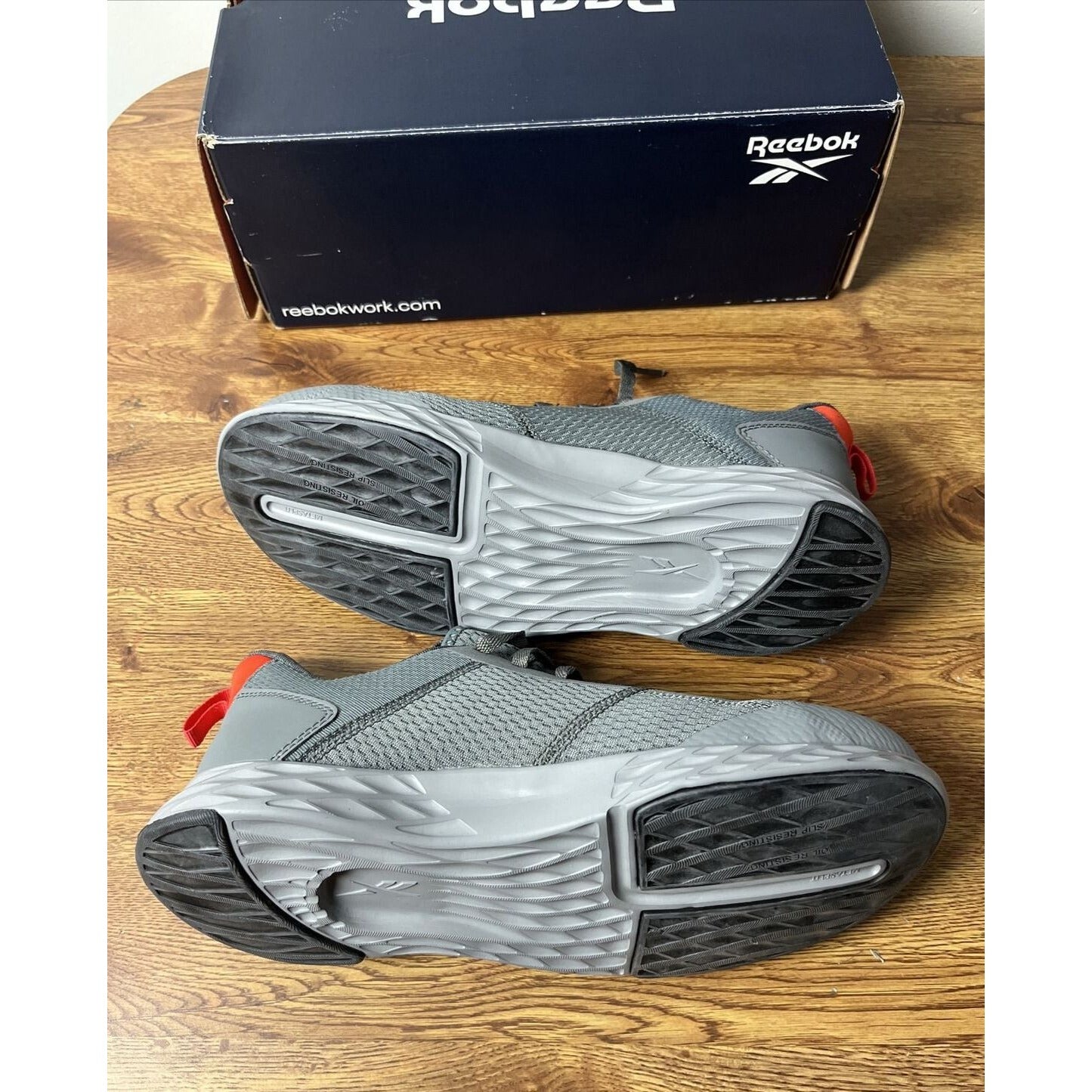 Reebok NEW Work Shoe Men SIZE 9 W Astroride Strike Comp Toe Athletic Gray Man