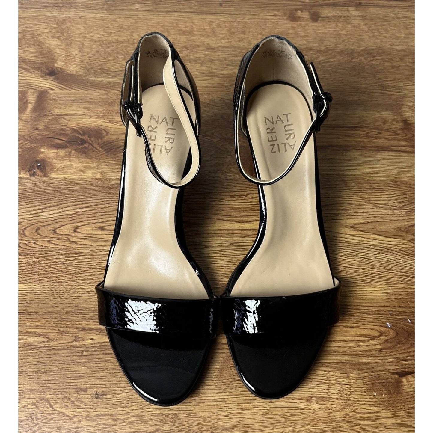 Naturalizer Womens Vera Black Patent Leather Block Heel Sandal Shoes SIZE 9M