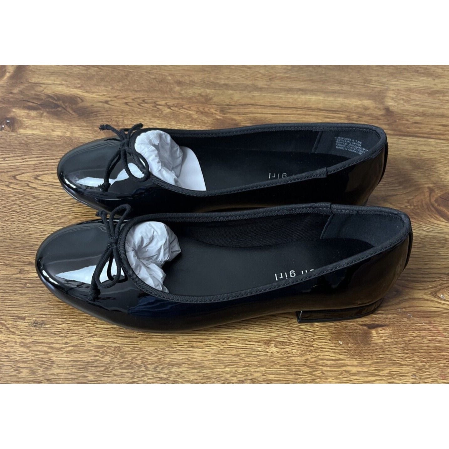 Madden Girl Plie Black Patent Women's Ballet Flats - Size 7.5M