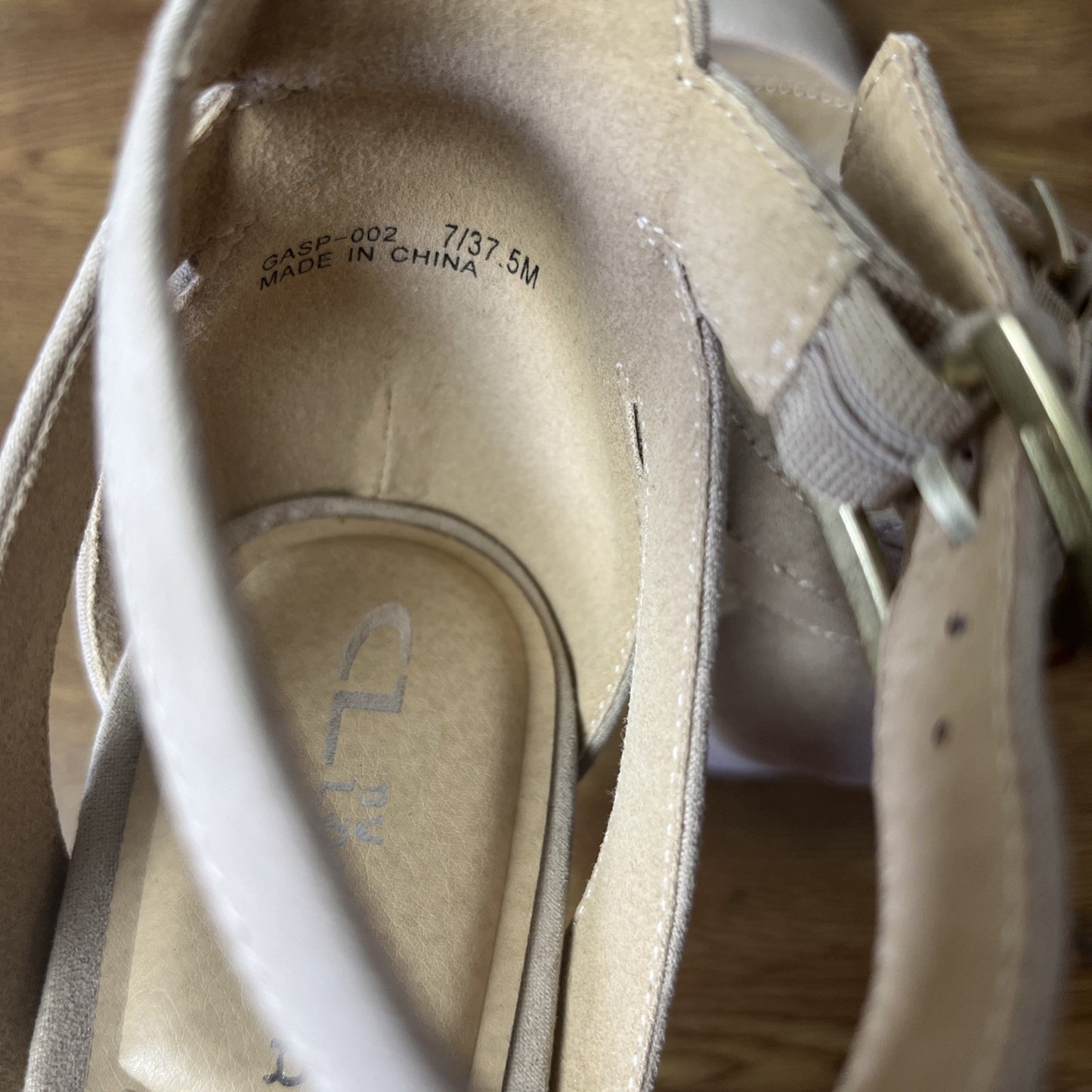 CL By Laundry Women's Go On 2 Heeled Strappy Sandal, Size 7 M, Nude