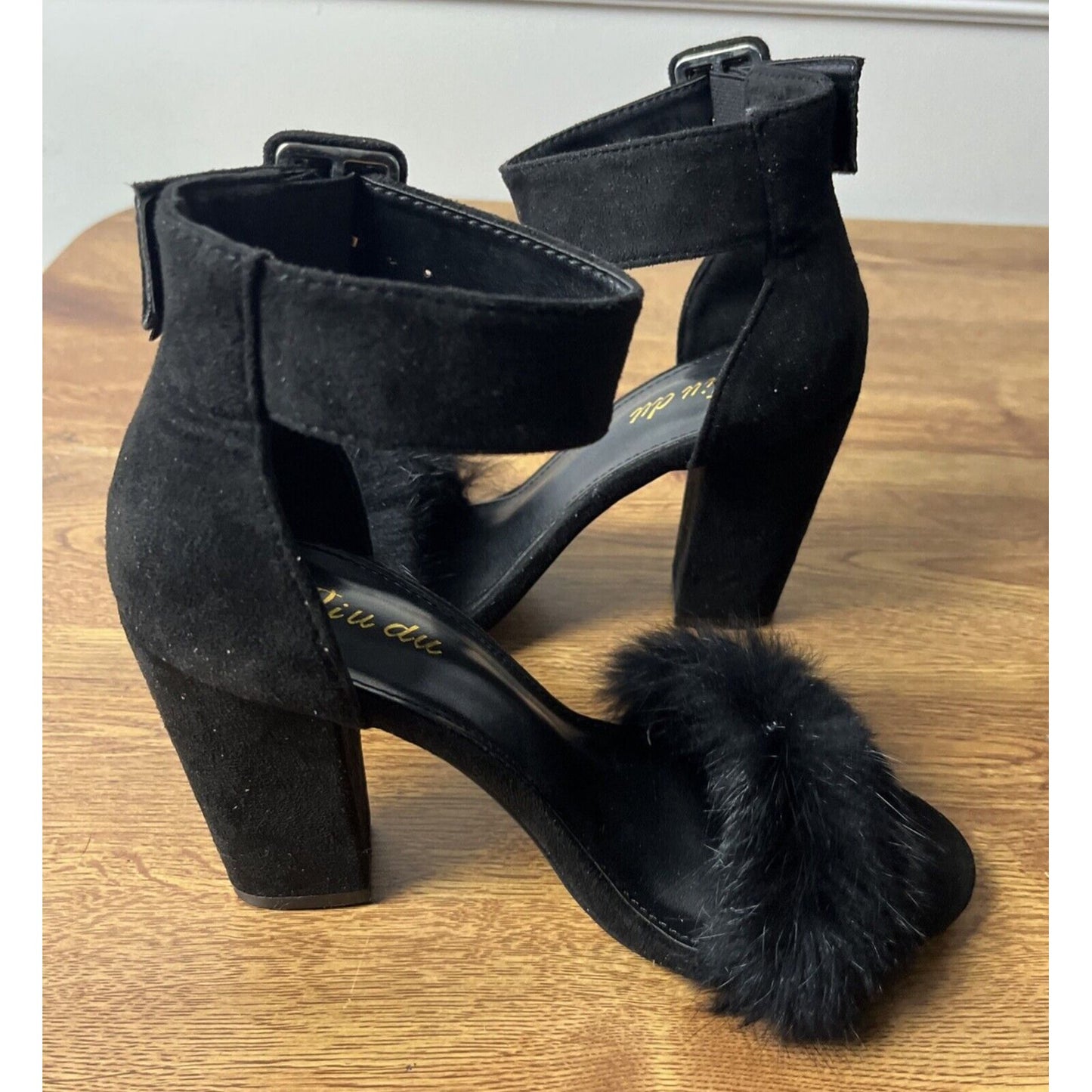 Jiu du Women's Faux Fur Heels Dress Sandals Open Toe Ankle Strap Size 6