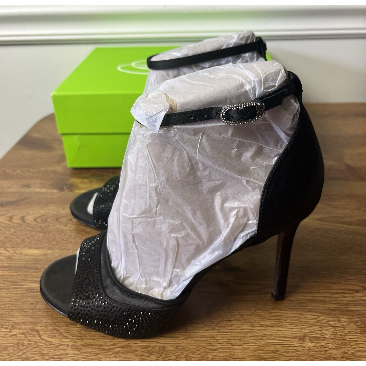 Sam Edelman Women's Krissa Ankle Strap Heel Sandal Black Size 7.5