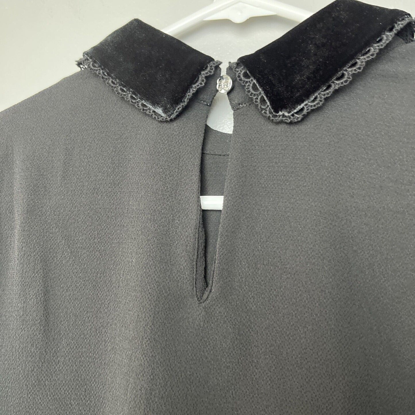 $89 CeCe Womens Black Bow Collared Bell Sleeve Blouse Shirt Size Small