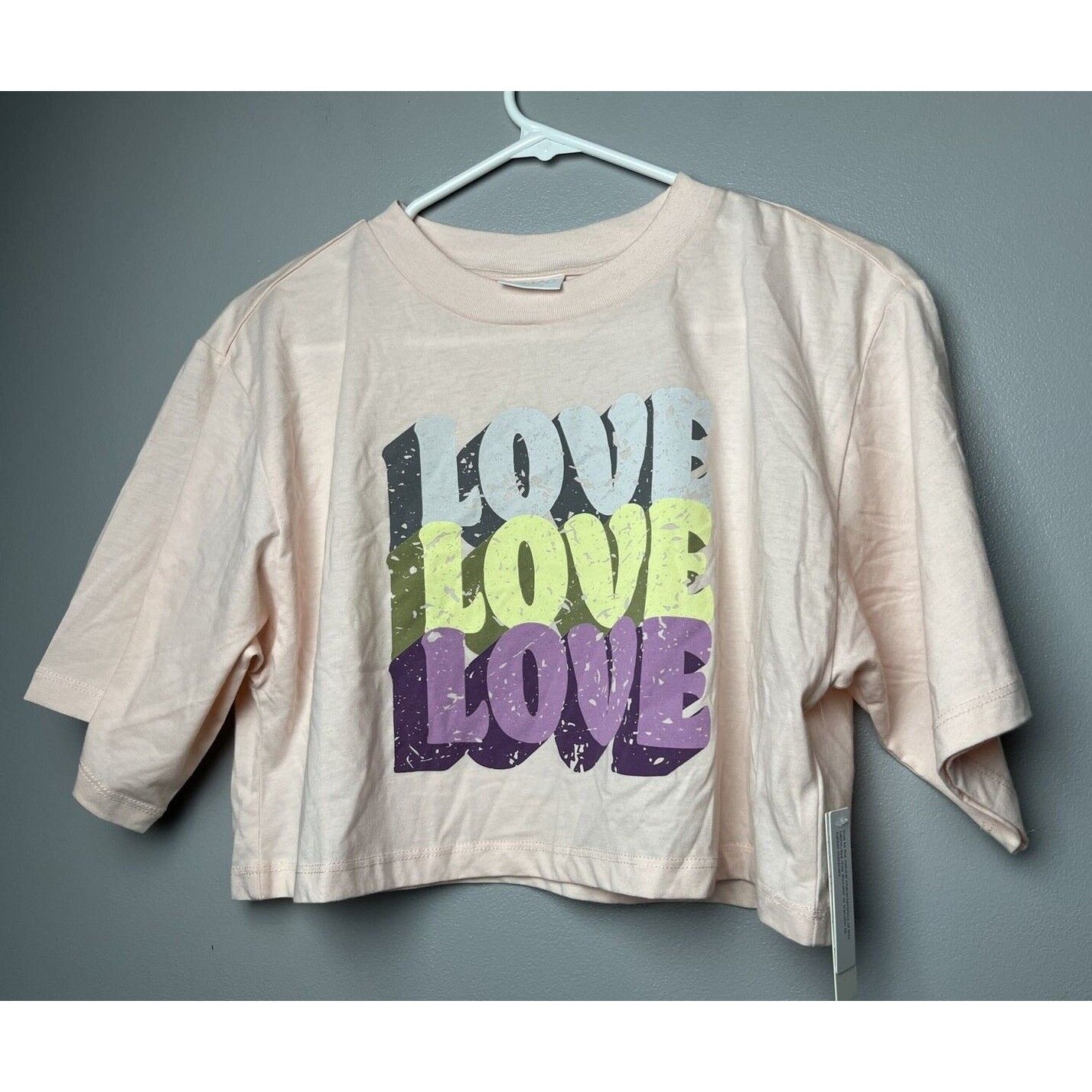 NWT Abound Pink Love Graphic Short Sleeve Crop T-Shirt Sz M