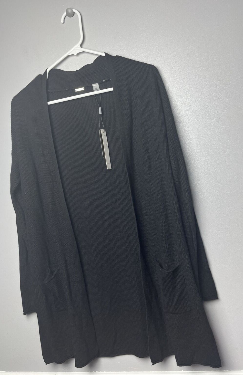 T Tahari Black Open Front Pocket Cardigan Long Sleeve New Cashmere Blend XS