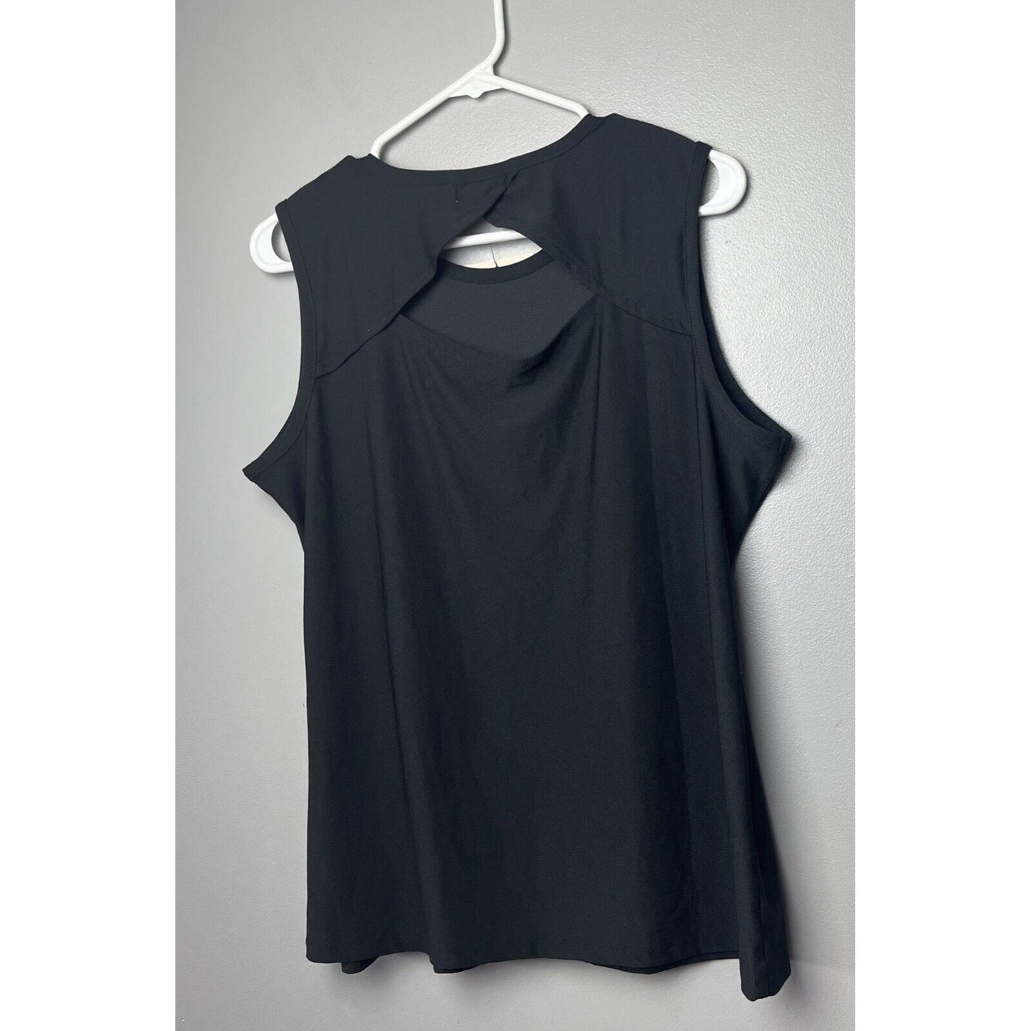14th and Union Cutout Detail Tank Top Black Size Large